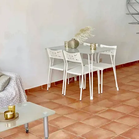 Avec Jacuzzi A La Ciotat, 48m² アパート *