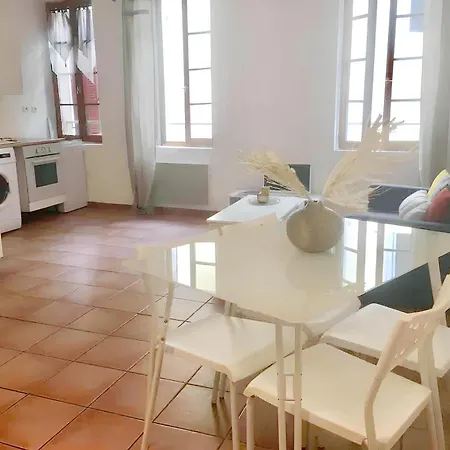 Avec Jacuzzi A La Ciotat, 48m² Apartmán *